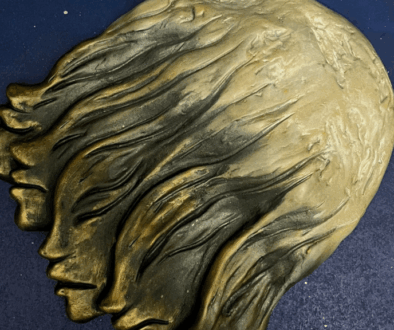 la luna tonia d'alessadro ostra